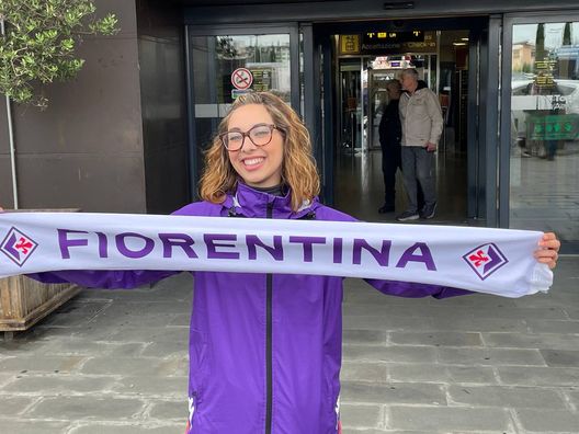FOTO VN – Peretola è tinta di viola: quanti tifosi ad attendere la squadra- immagine 2