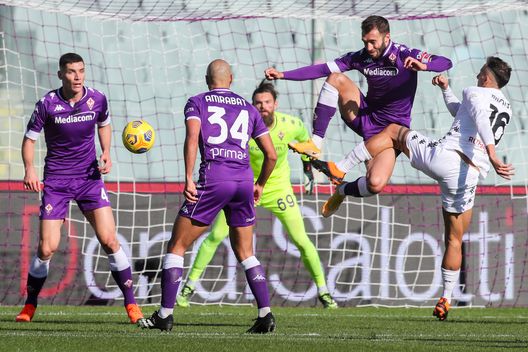 GERMOGLI PH: 22 NOVEMBRE 2020 FIRENZE STADIO ARTEMIO FRANCHI SERIE A FIORENTINA VS BENEVENTO NELLA FOTO PEZZELLA GERMOGLI PH: 22 NOVEMBRE 2020 FIRENZE STADIO ARTEMIO FRANCHI SERIE A FIORENTINA VS BENEVENTO NELLA FOTO PEZZELLA