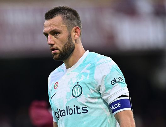 Inter, nuovo traguardo per De Vrij: a Napoli la 200ª presenza in nerazzurro- immagine 3