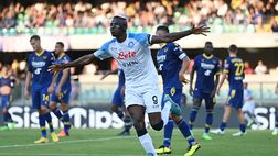 Il Napoli asfalta il Verona al Bentegodi: a segno anche Kvaratskhelia e Osimhen