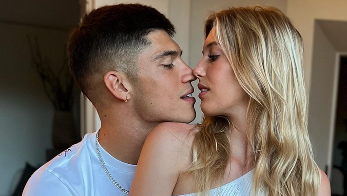 Correa innamorato della sua Chiara. Scatto romantico per l’attaccante dell’Inter - immagine 1