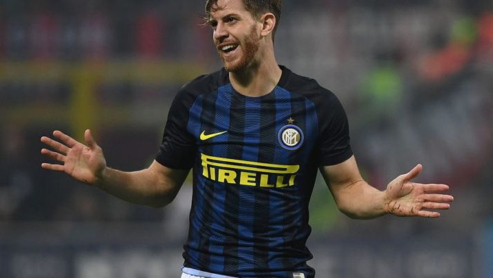 during the Serie A match between AC Milan and FC Internazionale at Stadio Giuseppe Meazza on November 20, 2016 in Milan, Italy. Inter, intervento chirurgico per Ansaldi: il comunicato e i tempi di recupero - immagine 1