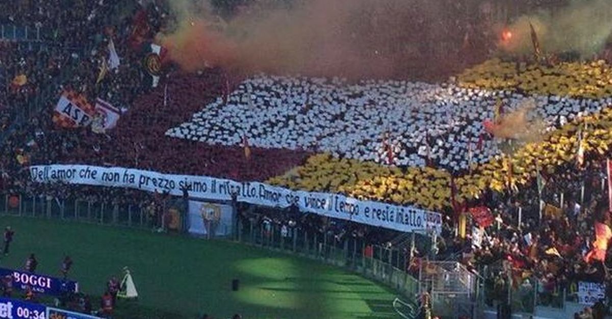 Lazio-Roma: coreografia in Curva Sud “Dell’amor che non ha prezzo siamo