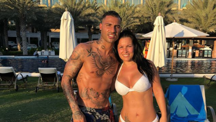 Sole, mare e amore: Quaresma si gode un Capodanno da favola: “La cosa migliore della vita” Sole, mare e amore: Quaresma si gode un Capodanno da favola: “La cosa migliore della vita”