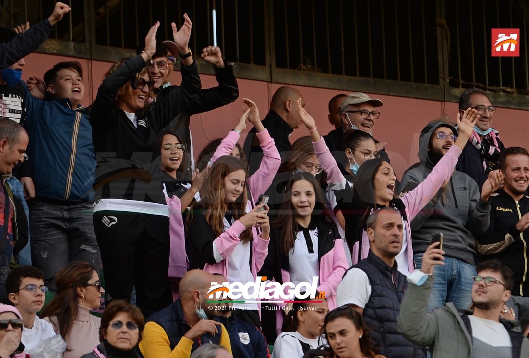 FOTO, i tifosi allo stadio per Palermo – Potenza 2-0 (Gallery) - immagine 75
