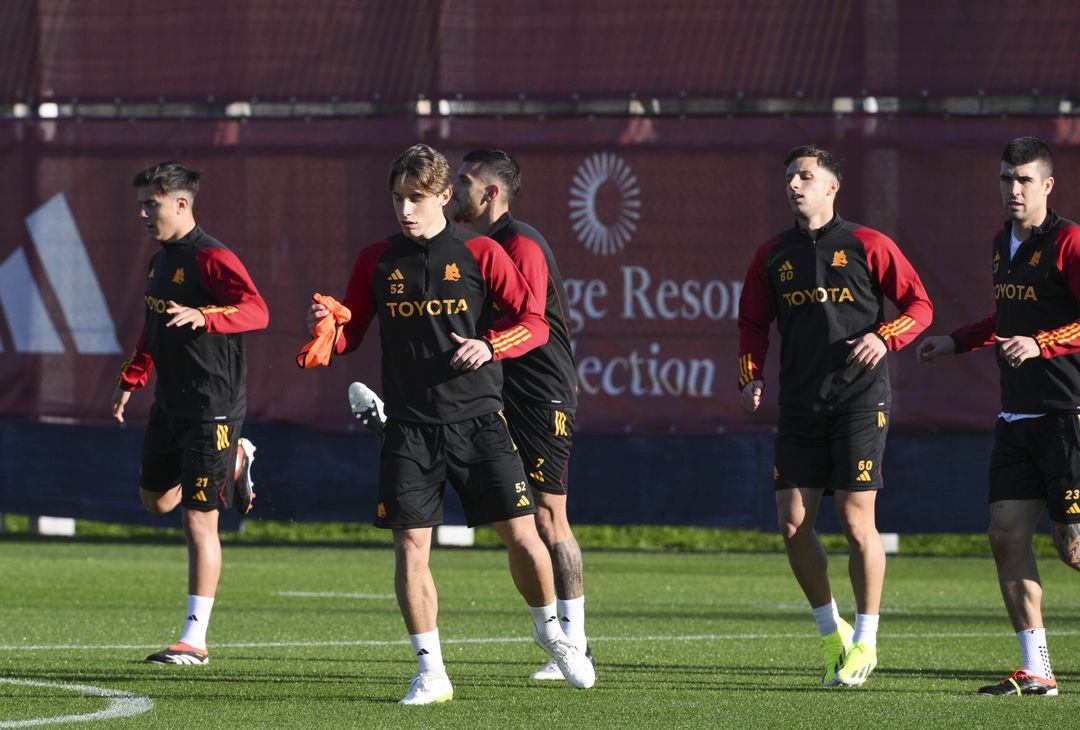 Roma, la ripresa degli allenamenti dopo la trasferta di Riyad – FOTO GALLERY - immagine 32