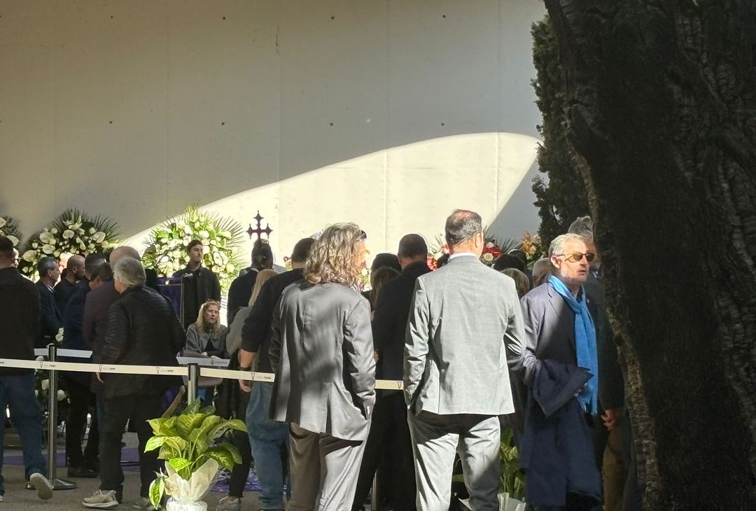 GALLERY VN – La camera ardente per Joe Barone. Tra i presenti Marotta e DeLa - immagine 57