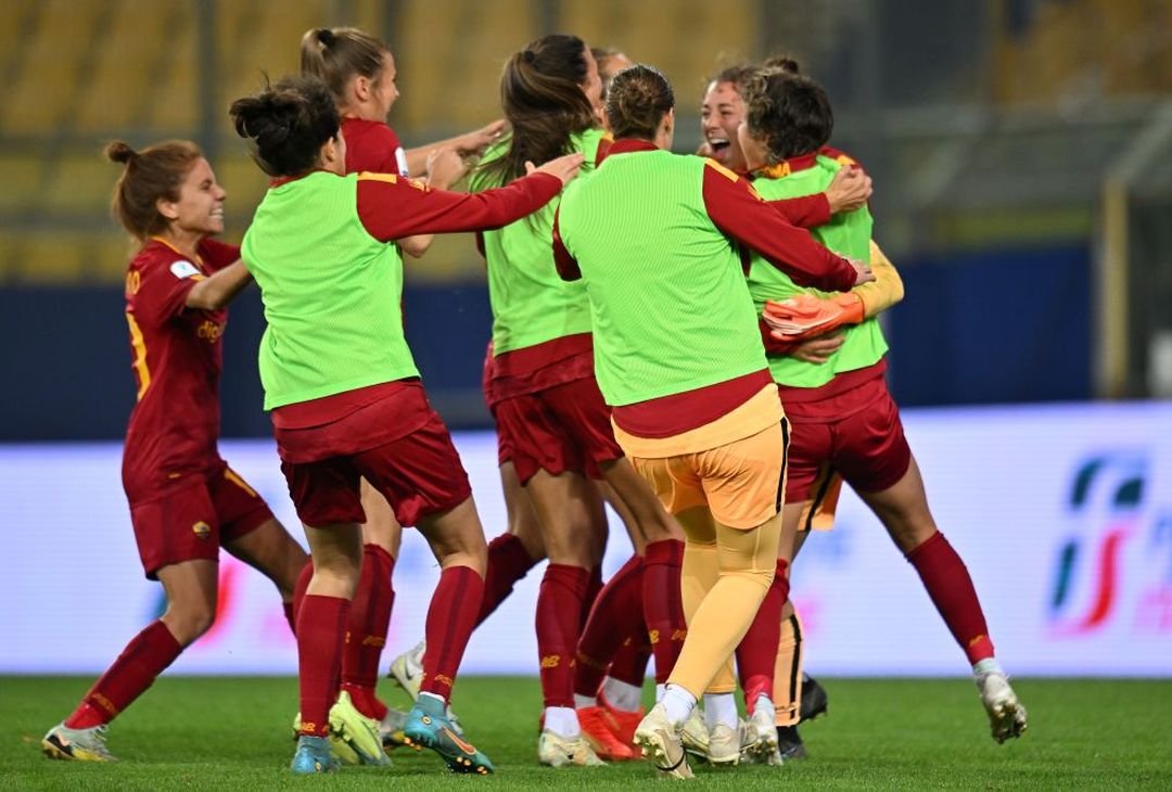 La Roma Femminile vince la Supercoppa: le immagini della festa – FOTO GALLERY - immagine 6