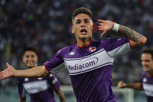 GERMOGLI PH: 3 OTTOBRE 2021 FIRENZE STADIO ARTEMIO FRANCHI SERIE A FIORENTINA VS NAPOLI NELLA FOTO ESULTANZA GOL QUARTA GERMOGLI PH: 3 OTTOBRE 2021 FIRENZE STADIO ARTEMIO FRANCHI SERIE A FIORENTINA VS NAPOLI NELLA FOTO ESULTANZA GOL QUARTA