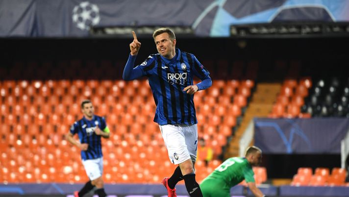 VALENCIA, SPAIN - MARCH 10: Josip Ilicic of Atalanta ceebrates after he scores his sides fourth goal during the UEFA Champions League round of 16 second leg match between Valencia CF and Atalanta at Estadio Mestalla on March 10, 2020 in Valencia, Spain. (Photo by UEFA Pool/Getty Images) VALENCIA, SPAIN - MARCH 10: Josip Ilicic of Atalanta ceebrates after he scores his sides fourth goal during the UEFA Champions League round of 16 second leg match between Valencia CF and Atalanta at Estadio Mestalla on March 10, 2020 in Valencia, Spain. (Photo by UEFA Pool/Getty Images)