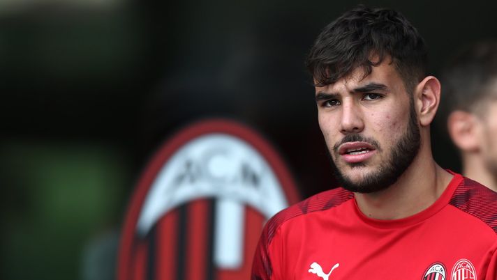 Theo Hernández, terzino del Milan (credits: acmilan.com) Theo Hernández, terzino del Milan (credits: acmilan.com)
