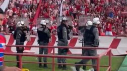 I giocatori del Recife con la maglia del Fortaleza: solidarietà dopo l’attacco al pullman…