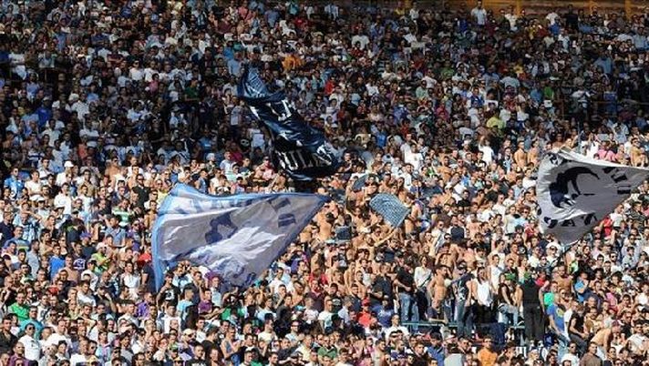 Napoli-Juve infiamma la piazza: sarà record di presenze al Maradona napoli juve