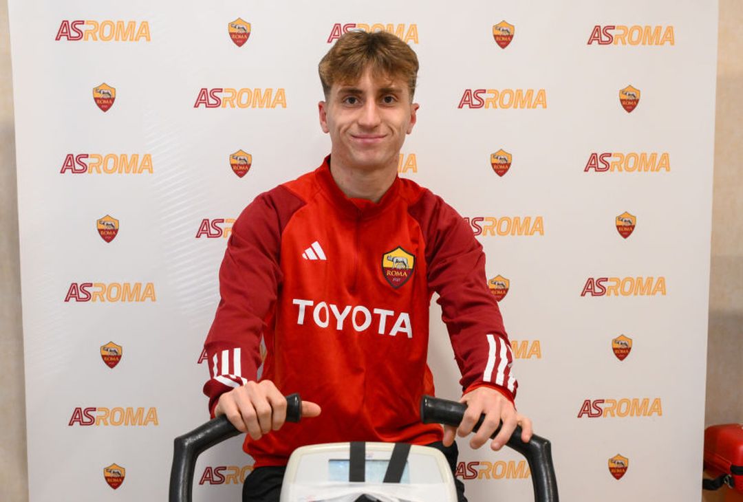 Roma, il primo giorno in giallorosso per Baldanzi – FOTO GALLERY - immagine 11