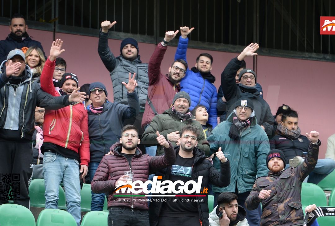 FOTOTIFO Palermo-Reggina 2-1, i tifosi allo Stadio “Renzo Barbera” (Gallery) - immagine 36