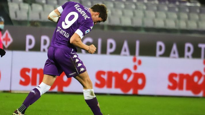 GERMOGLI PH 10 GENNAIO 2020 CAMPIONATO SERIE A DI CALCIO STADIO ARTEMIO FRANCHI FIORENTINA VS CAGLIARI NELLA FOTO ESULTANZA GOL VLAHOVIC GERMOGLI PH 10 GENNAIO 2020 CAMPIONATO SERIE A DI CALCIO STADIO ARTEMIO FRANCHI FIORENTINA VS CAGLIARI NELLA FOTO ESULTANZA GOL VLAHOVIC
