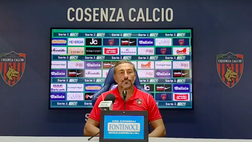Cosenza, ufficiale: Dionigi esonerato, Di Biagio in pole per la panchina