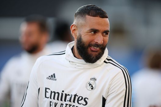 HELSINKI, FINLAND - AUGUST 09: Karim Benzema of Real Madrid reacts during the Real Madrid CF training session and press conference ahead of the UEFA Super Cup Final 2022 at Helsinki Olympic Stadium on August 09, 2022 in Helsinki, Finland. (Photo by Alex Grimm/Getty Images ) La Francia pazza di Benzema: considerato fra i migliori 5 Bleus di sempre- immagine 2