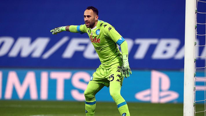 REGGIO NELL'EMILIA, ITALY - JANUARY 20: David Ospina of Napoli gives instructions during the Italian PS5 Supercup match between Juventus and SSC Napoli at Mapei Stadium - Citta' del Tricolore on January 20, 2021 in Reggio nell'Emilia, Italy. Sporting stadiums around Italy remain under strict restrictions due to the Coronavirus Pandemic as Government social distancing laws prohibit fans inside venues resulting in games being played behind closed doors. (Photo by Marco Luzzani/Getty Images) REGGIO NELL'EMILIA, ITALY - JANUARY 20: David Ospina of Napoli gives instructions during the Italian PS5 Supercup match between Juventus and SSC Napoli at Mapei Stadium - Citta' del Tricolore on January 20, 2021 in Reggio nell'Emilia, Italy. Sporting stadiums around Italy remain under strict restrictions due to the Coronavirus Pandemic as Government social distancing laws prohibit fans inside venues resulting in games being played behind closed doors. (Photo by Marco Luzzani/Getty Images)