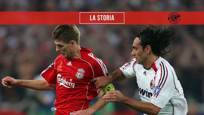 Steven Gerrard (ex centrocampista Liverpool) ed Alessandro Nesta (ex difensore AC Milan) durante la finale di Champions League 2007 | Milan News (Getty Images) 