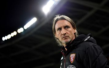 TURIN, ITALY - JANUARY 29: Head Coach of Torino DavideNicola looks on prior to the Serie A match between Torino FC and ACF Fiorentina at Stadio Olimpico di Torino on January 29, 2021 in Turin, Italy. (Photo by Valerio Pennicino/Getty Images)