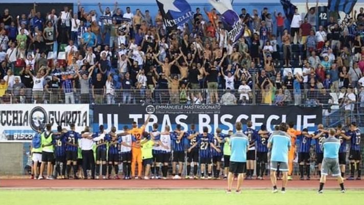 In difficoltà le due squadre di Bisceglie impegnate nei derby di Serie C ed Eccellenza In difficoltà le due squadre di Bisceglie impegnate nei derby di Serie C ed Eccellenza