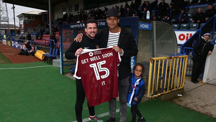 Inghilterra, calciatore sconfigge il tumore per la seconda volta: “Joe Thompson 2, cancro 0” 