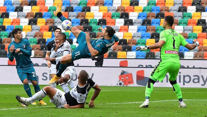 Udinese-Milan 1-2, stagione 2020-2021. Ibrahimovic, in rovesciata, segna il gol-vittoria nei minuti finali (getty images)