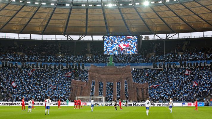 BERLIN, GERMANY - NOVEMBER 09: General view prior to the Bundesliga match between Hertha BSC and RB Leipzig at Olympiastadion on November 9, 2019 in Berlin, Germany. (Photo by Matthias Kern/Bongarts/Getty Images) BERLIN, GERMANY - NOVEMBER 09: General view prior to the Bundesliga match between Hertha BSC and RB Leipzig at Olympiastadion on November 9, 2019 in Berlin, Germany. (Photo by Matthias Kern/Bongarts/Getty Images)