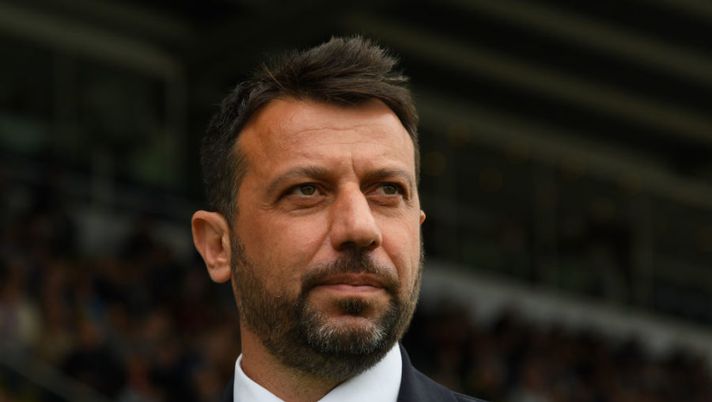PARMA, ITALY - MAY 01: Roberto D'Aversa head coach of Parma Calcio looks on before the Serie B match between Parma Calcio and Ternana Calcio at Stadio Ennio Tardini on May 1, 2018 in Parma, Italy. (Photo by Alessandro Sabattini/Getty Images) Parma, D’Aversa: “Due assenze pesanti, out Barillà. Bastoni? Decido domani” - immagine 1