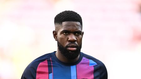 BARCELONA, SPAIN - SEPTEMBER 26: Samuel Umtiti of FC Barcelona looks on prior to the LaLiga Santander match between FC Barcelona and Levante UD at Camp Nou on September 26, 2021 in Barcelona, Spain. (Photo by David Ramos/Getty Images) Umtiti