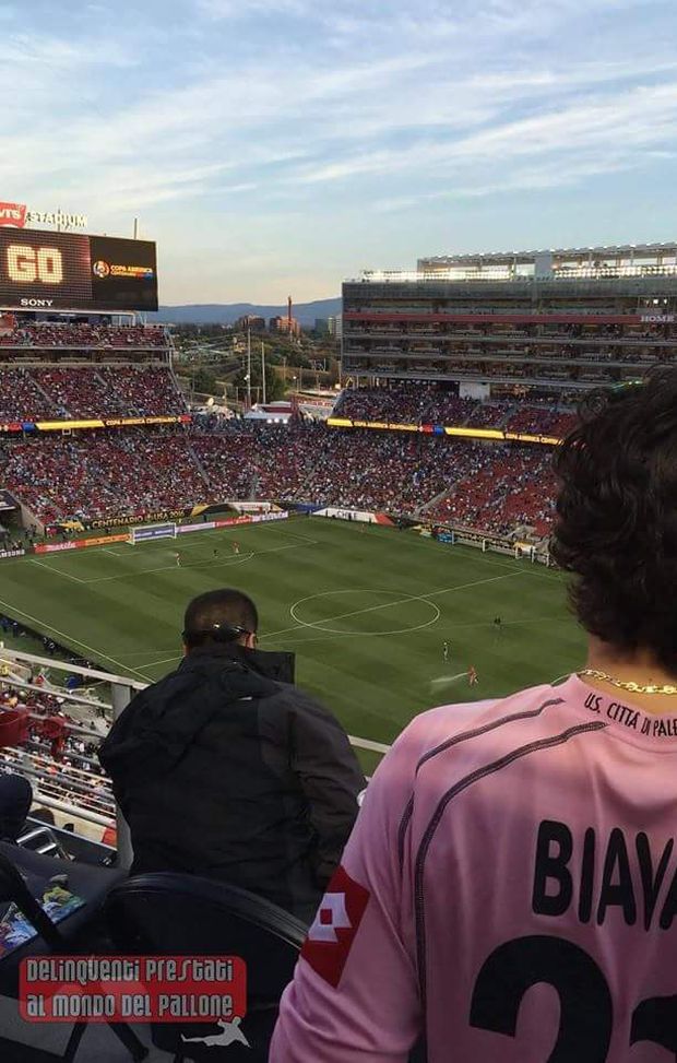foto di Delinquenti Prestati al Mondo del Pallone.  foto di Delinquenti Prestati al Mondo del Pallone.