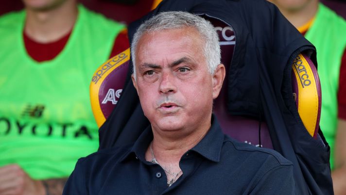 Il rumore dei nemici. Mourinho e la Juve: veleni, sberleffi e una rivalità infinita - immagine 1