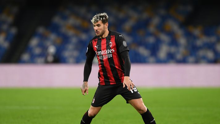 NAPLES, ITALY - NOVEMBER 22: Theo Hernandez of AC Milan during the Serie A match between SSC Napoli and AC Milan at Stadio San Paolo on November 22, 2020 in Naples, Italy. (Photo by Francesco Pecoraro/Getty Images) NAPLES, ITALY - NOVEMBER 22: Theo Hernandez of AC Milan during the Serie A match between SSC Napoli and AC Milan at Stadio San Paolo on November 22, 2020 in Naples, Italy. (Photo by Francesco Pecoraro/Getty Images)