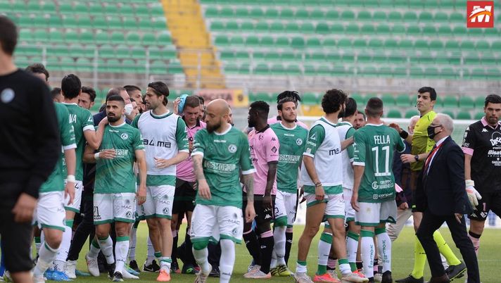 Palermo, le decisioni del Giudice Sportivo: tre rosa in diffida, due turni a Baraye dell&#8217;Avellino 