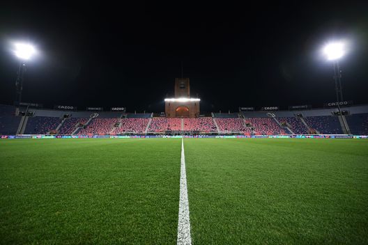 BOLOGNA, ITALY - MARCH 11: A general view of the inside of the stadium prior to the Serie A match between Bologna FC and SS Lazio at Stadio Renato Dall'Ara on March 11, 2023 in Bologna, Italy. (Photo by Alessandro Sabattini/Getty Images) Stadio satellite, Fiorentina come Bologna e Cagliari? La risposta viola- immagine 2