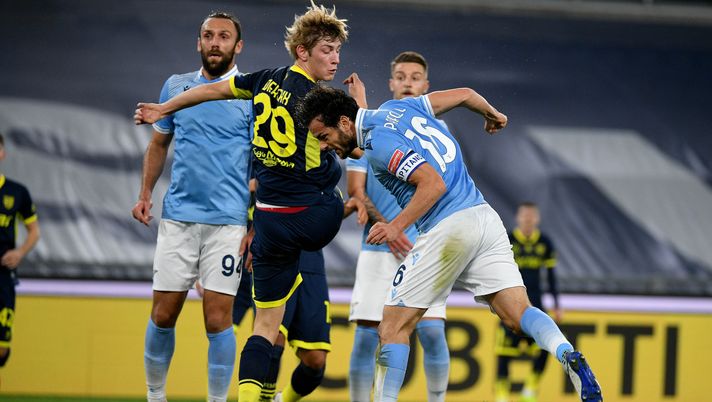 Notizie Lazio, Parolo sblocca la gara di testa 