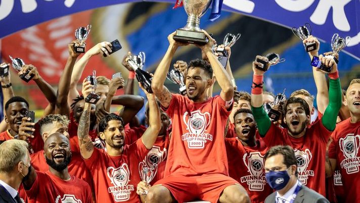 La festa dell'Anversa dopo la finale vinta sul Bruges 