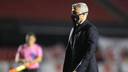 San Paolo, la nuova vita di Hernan Crespo: vince il derby e lo portano in trionfo