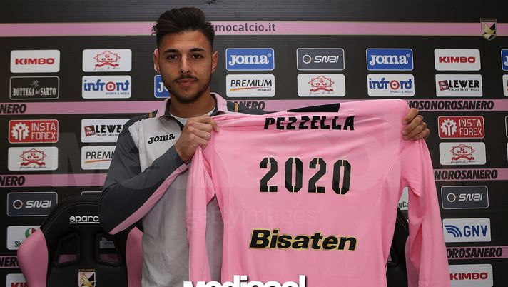 Ag. Pezzella: &#8220;Zamparini dice che va all&#8217;Udinese? Prima di firmare, nulla è chiuso. Il Napoli&#8230;&#8221; 