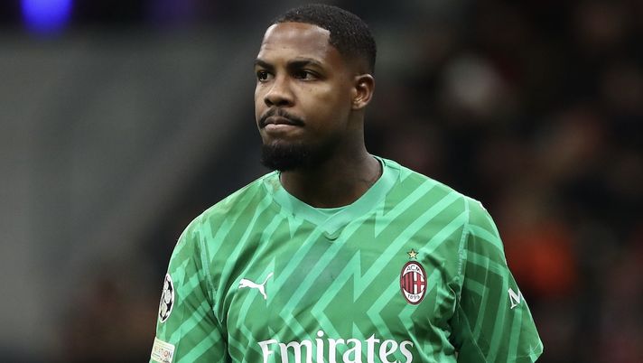 Mike Maignan AC Milan Milan-Borussia Dortmund 1-3 Champions League 2023-2024