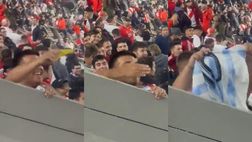 La banana lascia tutti attoniti: il tifoso del River Plate la fa grossa…