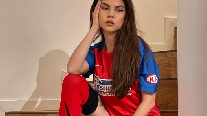 I rossoblu hanno vinto il derby di Bucarest: con Miss Romania come madrina… - immagine 1