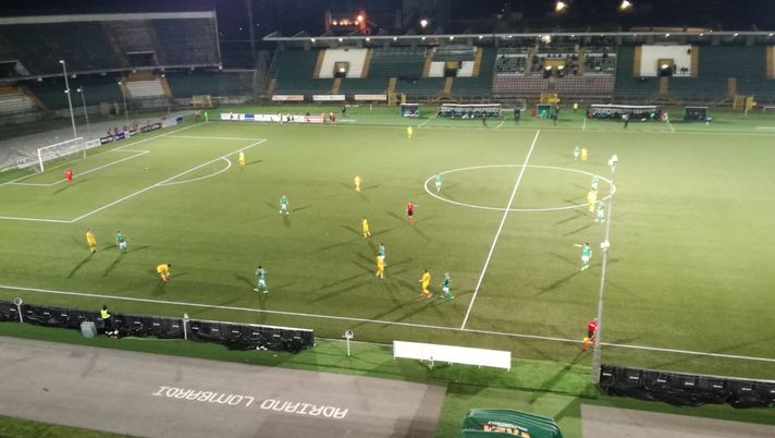 Succede molto poco al Partenio Lombardi. Succede molto poco al Partenio Lombardi.