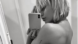 Lady Gollini mai stata così hot: la foto nuda in casa fa impazzire tutti quanti