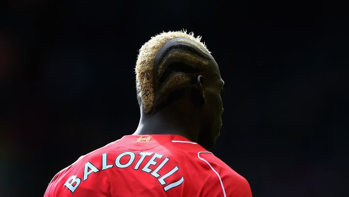 Balotelli al Palermo fa sognare il popolo rosanero. Sarà l&#8217;ultimo regalo di Zamparini? Ma tra i tifosi c&#8217;è chi non lo vuole