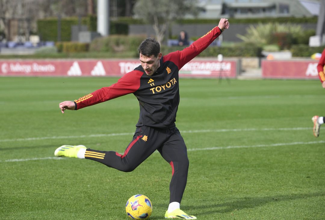Roma, l’allenamento a due giorni dal derby di Coppa Italia – FOTOGALLERY - immagine 7