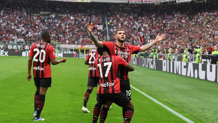 MILAN, ITALY - MAY 15: Theo Hernandez of AC Milan celebrates with Rafael Leao after scoring the second goal during the Serie A match between AC Milan and Atalanta BC at Stadio Giuseppe Meazza on May 15, 2022 in Milan, Italy. (Photo by Claudio Villa/AC Milan via Getty Images)