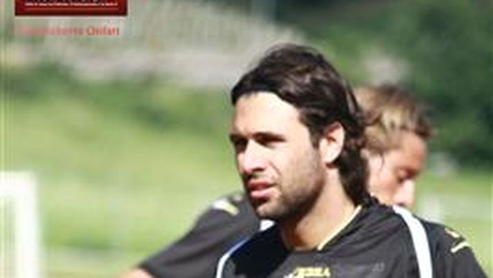 Video: Sirigu super,grande parata rigore Bayer  Video: Sirigu super,grande parata rigore Bayer