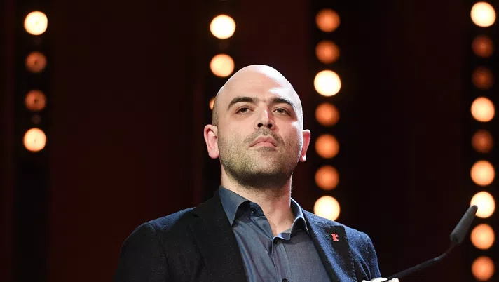 Saviano elogia l’ascesa politica di Kvara: “Campione in campo e fuori”. Il fatto - immagine 1